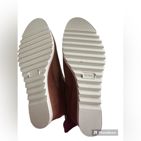 Toms Women's Maddie Water-Resistant Wedge Lug Sole Booties size 10M - Picture 5 of 9